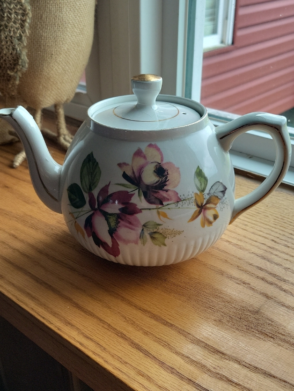 Teapot Staffordshire,Ellgreave England